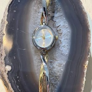 Vintage Women’s Amitron Now Watch